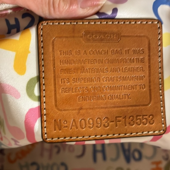 COACH HAMPTON PASTEL MULTICOLORED STRIPED LARGE TOTE BAG F13553 - Picture 11 of 12